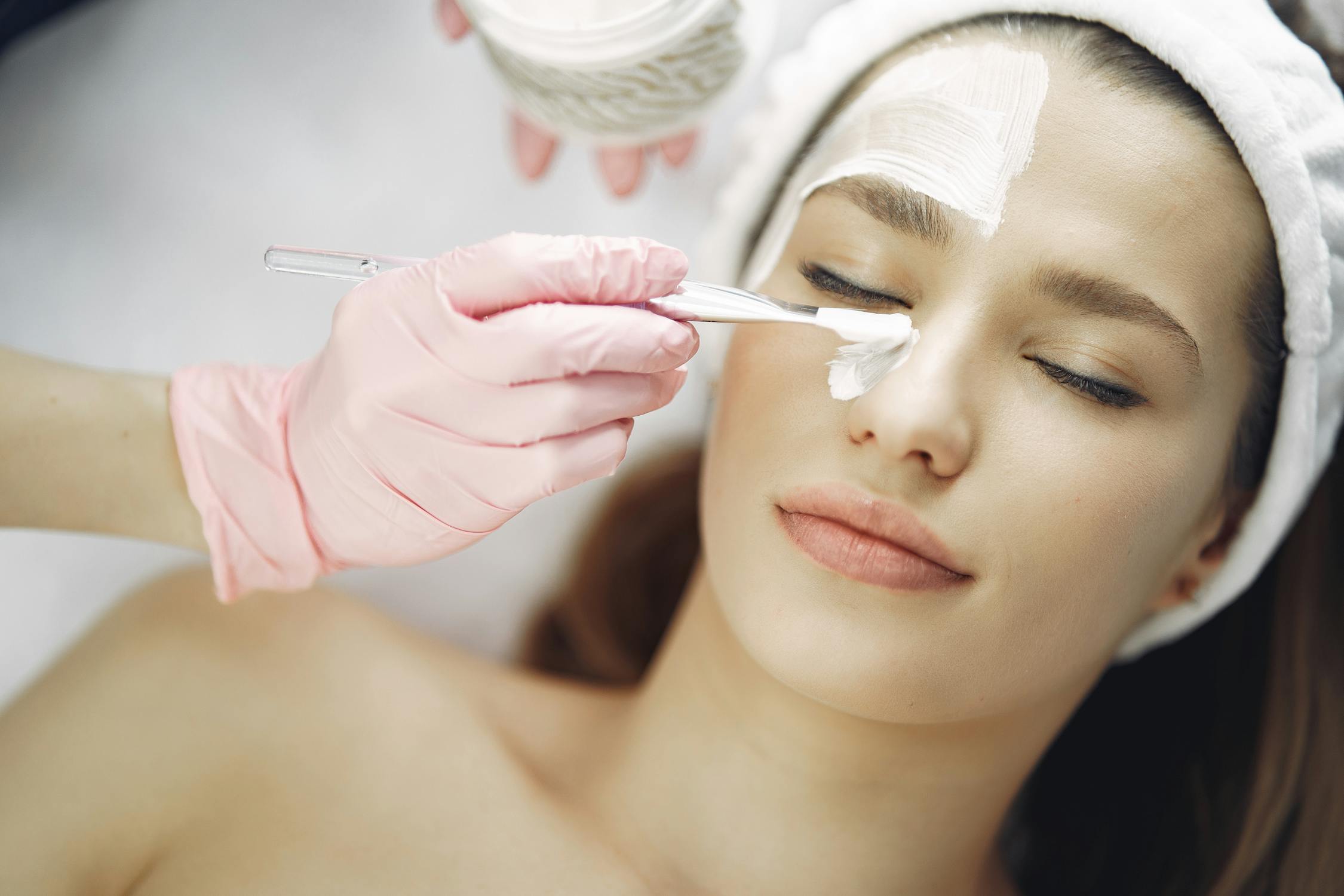 Micro-Venom Facial